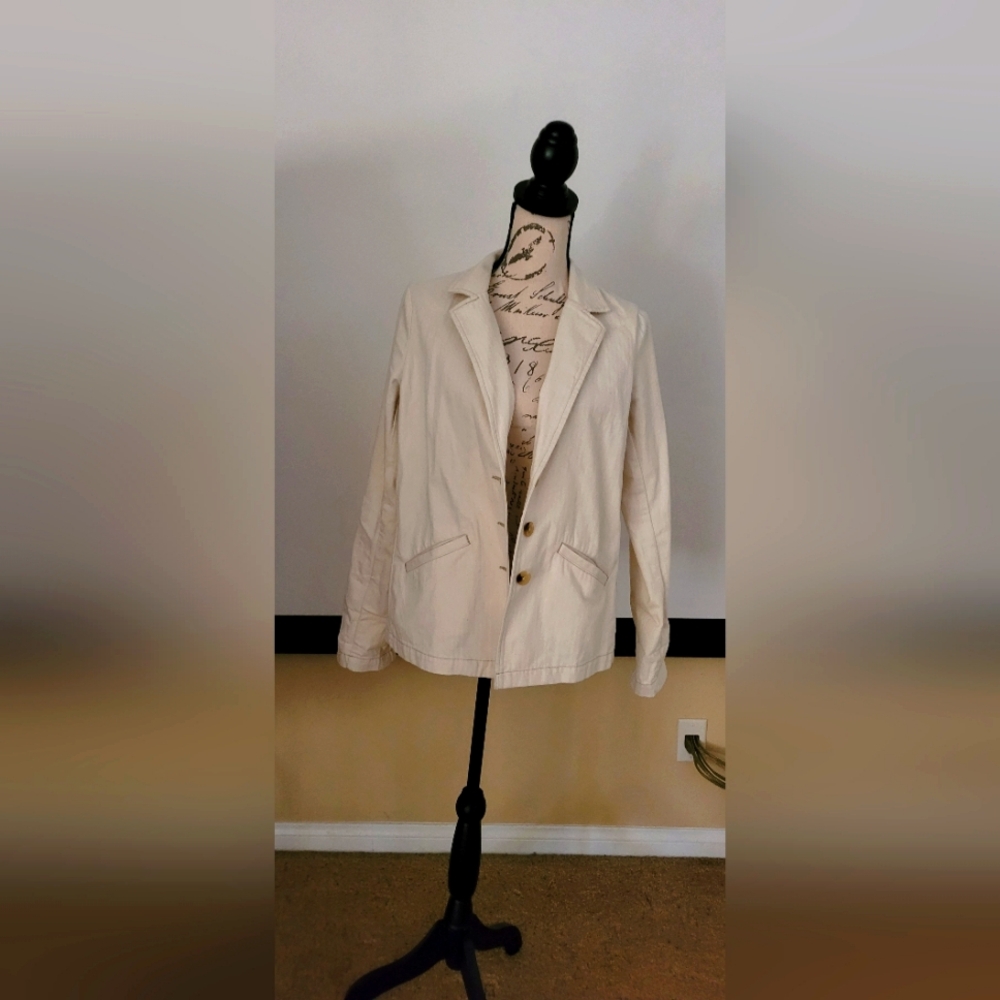 Unsubscribed Cream Blazer